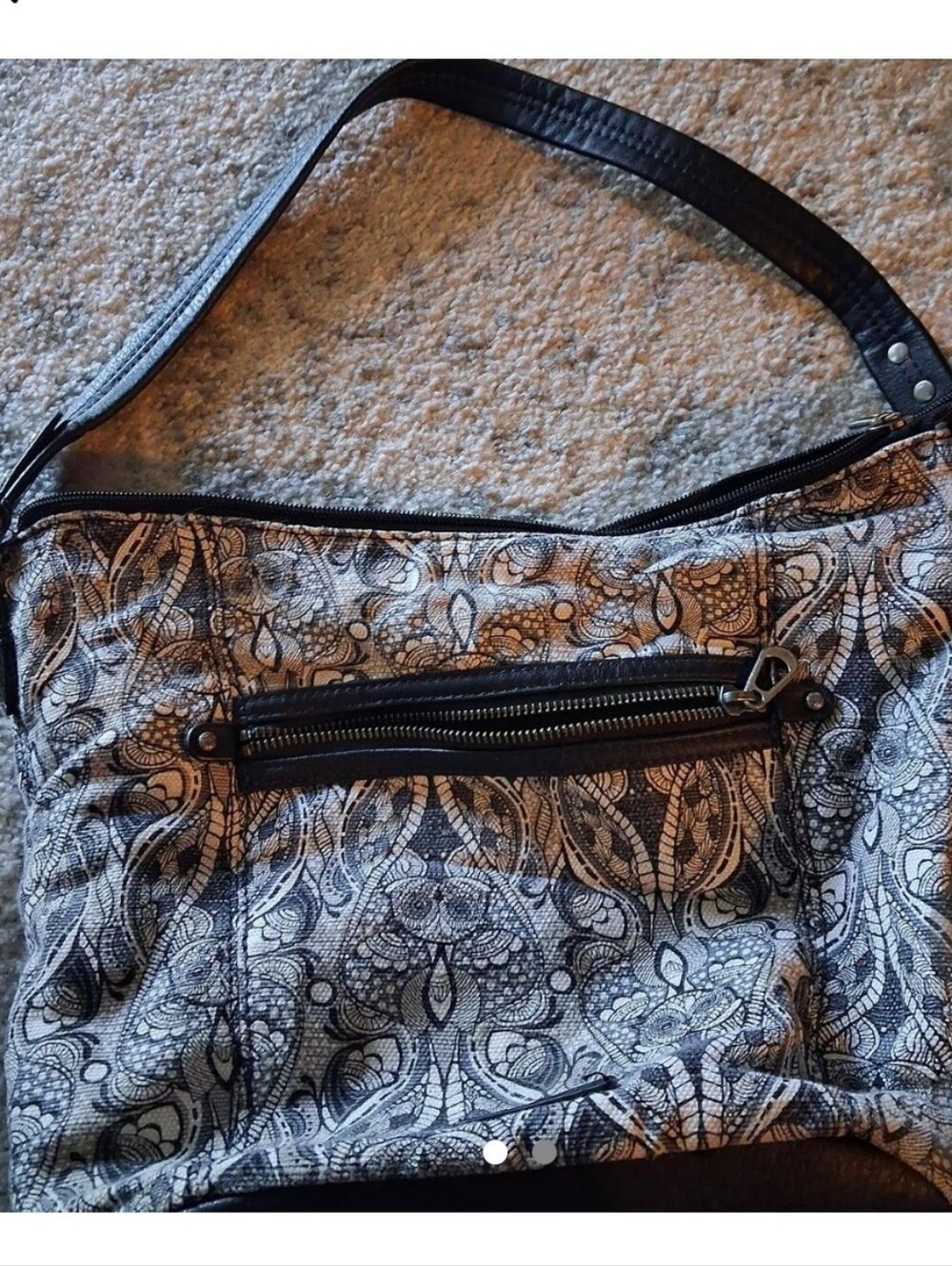 Sakroots Black & White Paisley-Print Shoulder Bag ARTIST CIRCLE OWL.